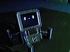 ���������ܥåȤ򤫤������ꡤ̵�ͤη��̴��Ϥ˱����줿���������������Х��Х�ۥ顼FPS��ROUTINE�ס�12��5����ȯ�����