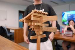 画像ギャラリー No.011のサムネイル画像 / 琵琶を壊して録音,木材で建築を検証――開発陣のこだわりが生んだ武侠オープンワールド「風燕伝:Where Winds Meet」が描く五代十国時代の乱世