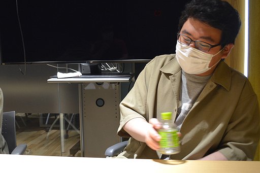 ���������꡼ No.012�Υ���ͥ������ / �Υ��󥿥ӥ塼�Ϲ񻺥���ACT��Vulture�פγ�ȯ�Ԥϡ�20����Ⱦ�μ㤭���ꥨ���������ȥ��ܤ�ư����������ɤ˹��᤿Ǯ���ۤ����äƤ��ä�