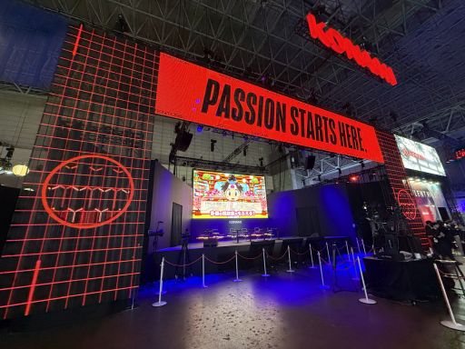 ���������꡼ No.001�Υ���ͥ������ / �������ȥҥ����Ͷ����Ρ�SILENT HILL f������ʪŸ�פ��θ�����ǯ��KONAMI�֡����ϡ��ᥤ�󥹥ơ����򶴤�Ǳ����ۡ���TGS2025��