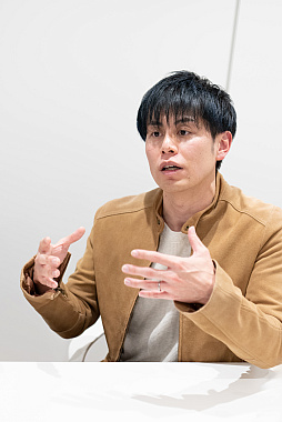 ���������꡼ No.005�Υ���ͥ������ / �Υ��󥿥ӥ塼�Ͽ������Ȥʤ�Tango Gameworks������ޤǤΥ��ꥨ���ƥ��ӥƥ����Ѥ��ʤ���0����1�����߽Ф��������ؤ��Ϥ��뤿��Ρ֤������ϡפ����ڤˤ��Ƥ���