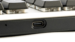 画像ギャラリー No.016のサムネイル画像 / 日本のモノづくりの意地を感じる純国産ラピトリ対応キーボード「ZENAIM KEYBOARD 2 TKL JIS」は,一言で言って「気に入った」