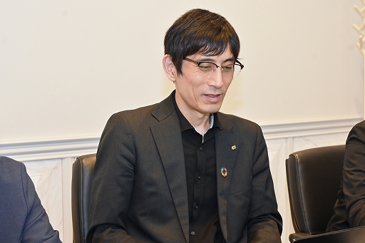 ���������꡼ No.004�Υ���ͥ������ / �Υ��󥿥ӥ塼�ϳ�ȯ�������������Ѥ�ä��֥쥹���פϡ����ȥ���饯����������ɤ餷���Ѳ��������ѡ����󤬸��1��ǯ��2ǯ���Ÿ��