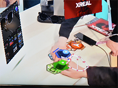 ハンドトラッキング対応のXREAL Air 2 Ultraで何ができるのか? 体験デモで見えてきた見どころとは?