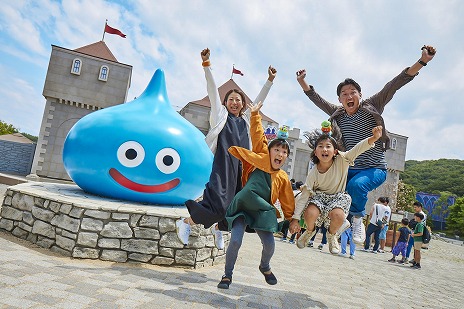 ���������꡼ No.008�Υ���ͥ������ / �֥ɥ饴�󥯥����� �������ɡס�HD-2D�ǡ֥ɥ饴�󥯥�����I��II�פ�ȯ�䵭ǰ���٥�Ȥ�11��1�����鳫�š��ե��ߥ꡼���åȷ�������򳫻�