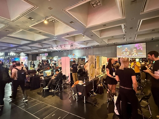 ���������꡼ No.004�Υ���ͥ������ / �������ܻؤ��ǥ٥��åѤΤ���ΡȻ��Ҳ��ɤ˨���BitSummit���Ÿ����1ǯ�����ѥ���������󥽥եȤγ���Ÿ���ٱ�θ����ϡ�BitSummit��