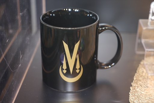 画像ギャラリー No.008のサムネイル画像 / 「神魔狩りのツクヨミ1st POPUP STORE」レポート。初のポップアップストアが渋谷でスタート。金子一馬氏のサイン会は11月16日にも開催予定