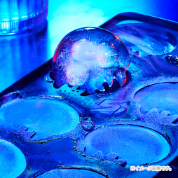 画像ギャラリー No.019のサムネイル画像 / 「超合金 サムス・アラン」&「メトロイド」新グッズの予約受付が開始。アームキャノン風のクッションピローやシリコントレーなど