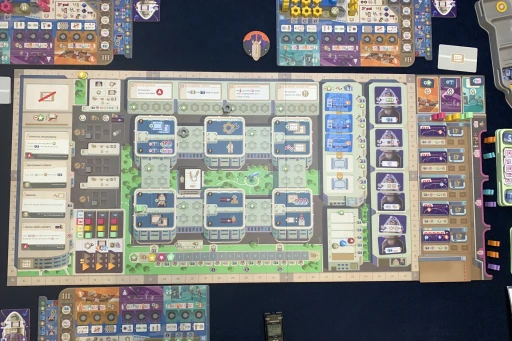 ���������꡼ No.007�Υ���ͥ������ / �Υץ쥤��ݡϽŤ��Τ˷ڤ��� ����α���ι�ԥܥɥ��֥���饯�ƥ��å������롼���פϡ��߷�Ū�ʥᥫ�˥������ܤ�椯�參�ץ���ʤ��ä�