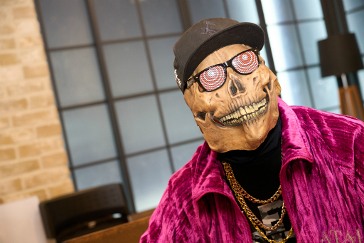 ���������꡼ No.003�Υ���ͥ������ / �Υ��󥿥ӥ塼���ܻؤ��ΤϤ��Х��ǥ��쥤�����ʥ����ࡣ��LET IT DIE: INFERNO�פˤϡ��桼��饹�����ȥХ���������̡������ơȻפ鷺ï�����ä������ʤ����ԿԤ��ɤ�����