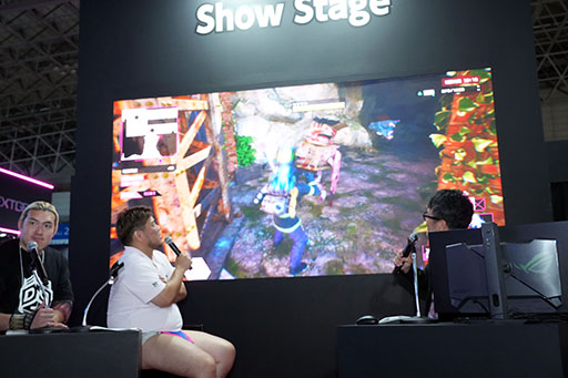 ���������꡼ No.008�Υ���ͥ������ / ��LET IT DIE: INFERNO�פθ��ɤ�����ǥ��쥯������ľ���˥ץ쥼�󡣥ݥåפʥӥ��奢��侯�����ä������Ѥ����ܡ�TGS2025��