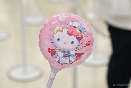 画像ギャラリー No.011のサムネイル画像 / “3大発表”と主(ロード)“ハローキティ”の登場に大興奮! 「フラガリアメモリーズ」AGF2025 噴水広場ステージレポート