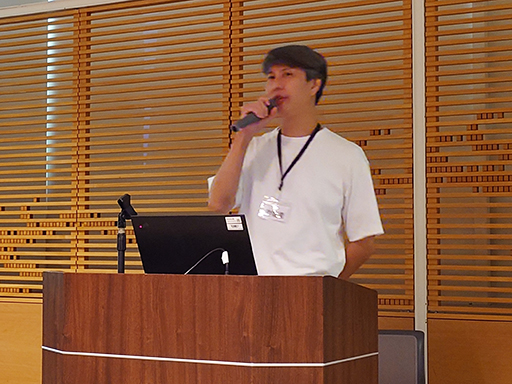 ���������꡼ No.001�Υ���ͥ������ / ���̲����Ѥ��ȥ������θ����Ѥ�롣���褤�θ����󶡤��뤿��Υ�����ɥǥ�����δ��äȼ���Ū�ʥ��ġΥ�����᡼�������������֥��