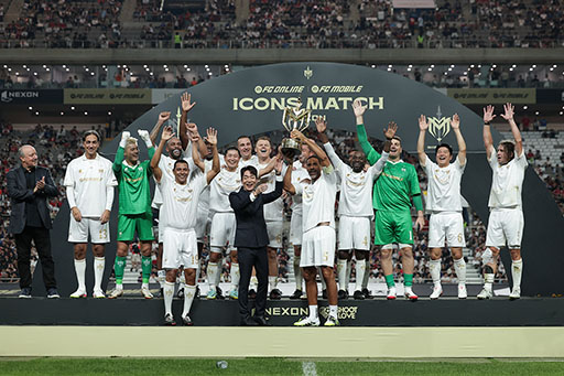 画像ギャラリー No.001のサムネイル画像 / ネクソン主催のサッカーイベント「2025 ICONS MATCH」に伝説的選手らが集結