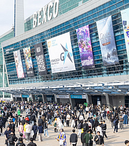 ���������꡼ No.001�Υ���ͥ������ / G-STAR 2025�ν�Ÿ���Ƥ����餫�ˡ��֥ѥ���ɥ�Х���פ���������졤�ٰ�ͺ��ᡤ��ë�Ѽ��ᡤ�襳����������ʤ����ܤΥ��ꥨ��������¿������