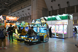 ���������꡼ No.040�Υ���ͥ������ / �֥��ߥ塼������ �������� 2025�ץ�ݡ��ȡ�60��ǯ��ޤ������졼�󥲡������͵�������˹�碌�Ʋ���ʷ�ϵ������Ѥ��