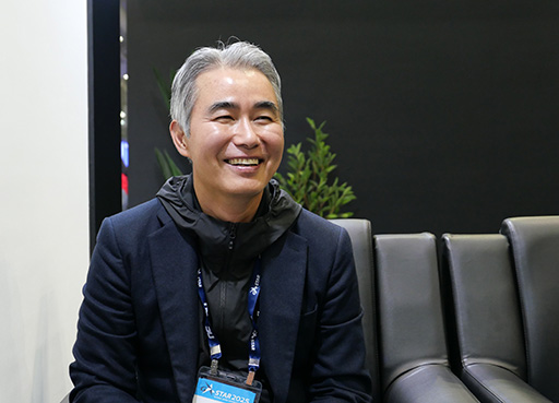 ���������꡼ No.002�Υ���ͥ������ / �Υ��󥿥ӥ塼�ϡ�NIGHT CROWS�פΥ�����������˲�ۨ�������Ǥ�Henry Chang�᤬Web3�ˤ�����뤽���ط�