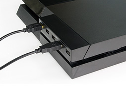 ������#005�Υ���ͥ���/PS4���������̤˼���դ�������η��ǥ������5�ݡ���USB�ϥ֤��о�