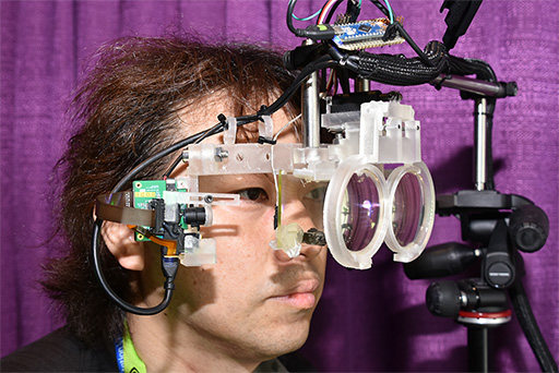 ���������꡼ No.005�Υ���ͥ������ / ��SIGGRAPH�ϴ�¸��VR HMD�ǤϤǤ��ʤ���ᴶ��ɽ�����ǽ�Ȥ���ֲ��Ѿ����б�HMD�פ�NVIDIA�֡������θ����Ƥߤ�