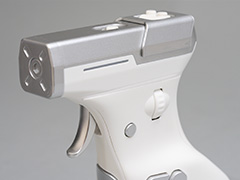 リコイルショックなゲーミングガンマウス? 「ErgoStrike7 リコイルマスター」がやってきた