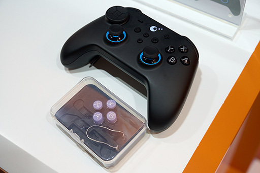 ���������꡼ No.012�Υ���ͥ������ / �ȼ����Ѥ�Bluetooth�Ǥ����ٱ��Gulikit�ο������ѥåɤ˿���Ƥ�����TGS��ȯɽ����TMR���ƥ��å���ܥ�ǥ����Ϫ��TGS2025��