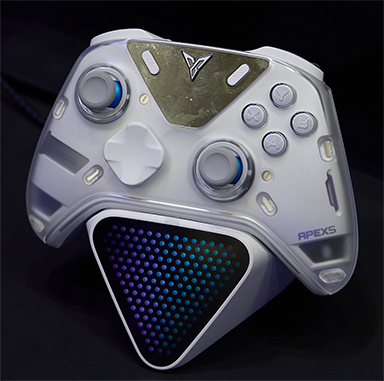 ���������꡼ No.017�Υ���ͥ������ / ���ܤο����ʡ�VADER 5 PRO�פ䥨��������ܤΥ�����ѥåɤ�Flydigi�֡����ǥ����å�������TGS2025��