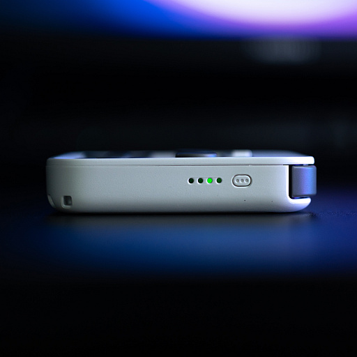 画像ギャラリー No.002のサムネイル画像 / 実機ボタンの操作感を完全再現するための小型パッド「abxylute M4」でスマホを携帯ゲーム機に早変わり