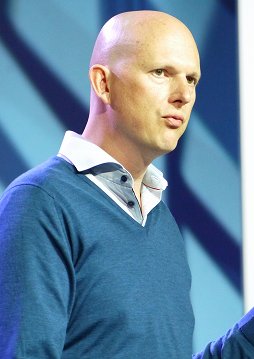 ���������꡼ No.005�Υ���ͥ������ / ��GDC 2016��30ǯ�Υ����೫ȯ�򿶤��֤ꡤ13̾�ζȳ��ͤ��ȡ����򷫤깭������Flash Backwards 30 Years of Making Games�פ��ݡ���