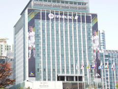 ��G-Star 2017�ϴڹ����Υ����ॷ�祦��G-Star 2017�פ����롣Nexon�ο���ޥۥ������OVERHIT�פ�Bluehole��MMORPG��A��IR�פξ���������ܤ�