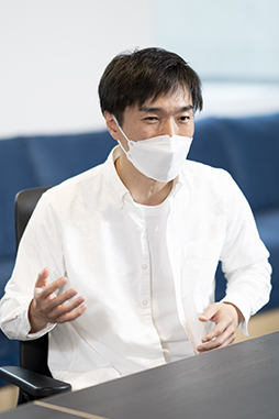 ���������꡼ No.014�Υ���ͥ������ / SNK����2�϶ȴ����ܻؤ��Τϡ��������Х�Top10�Υѥ֥�å��㡣���Υ����ޥ�Ȥʤ�3̾�ˡ�����SNK�κ��Ȥ��줫���ʹ���Ƥߤ�