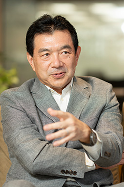 画像ギャラリー No.014のサムネイル画像 / 「10年で世界のTop10」は決して簡単ではないけれど,一緒にチャレンジしてくれる人にぜひ来ていただきたい―――挑戦を経験にする松原健二氏は,新生SNKをどのように動かしていくのか