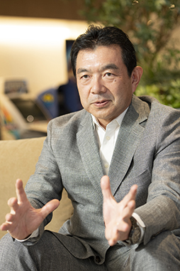 画像ギャラリー No.021のサムネイル画像 / 「10年で世界のTop10」は決して簡単ではないけれど,一緒にチャレンジしてくれる人にぜひ来ていただきたい―――挑戦を経験にする松原健二氏は,新生SNKをどのように動かしていくのか