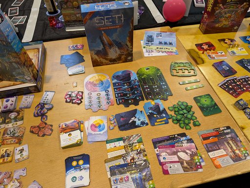 画像ギャラリー No.042のサムネイル画像 / 大幅にボリュームアップしたSPIEL'25。ドイツゲーム賞銅賞は林 尚志氏「ボムバスターズ」が受賞