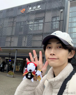 画像ギャラリー No.008のサムネイル画像 / 好きのために全国へ,出会った役とこれからも向き合い続ける――宮城出身,岡 延明さんのまっすぐすぎる“俳優人生”【“推し活”道 第8回】