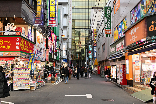 画像ギャラリー No.049のサムネイル画像 / スーパーポテト10時間「秋葉原 都会に眠る思い出に」by 4Gamer